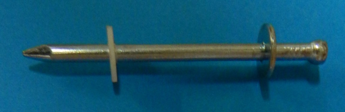 Hřebík nastřelovací 3,8x72 - Dílna - Outdoor Spojovací materiál Hřebíky Nastřelovací