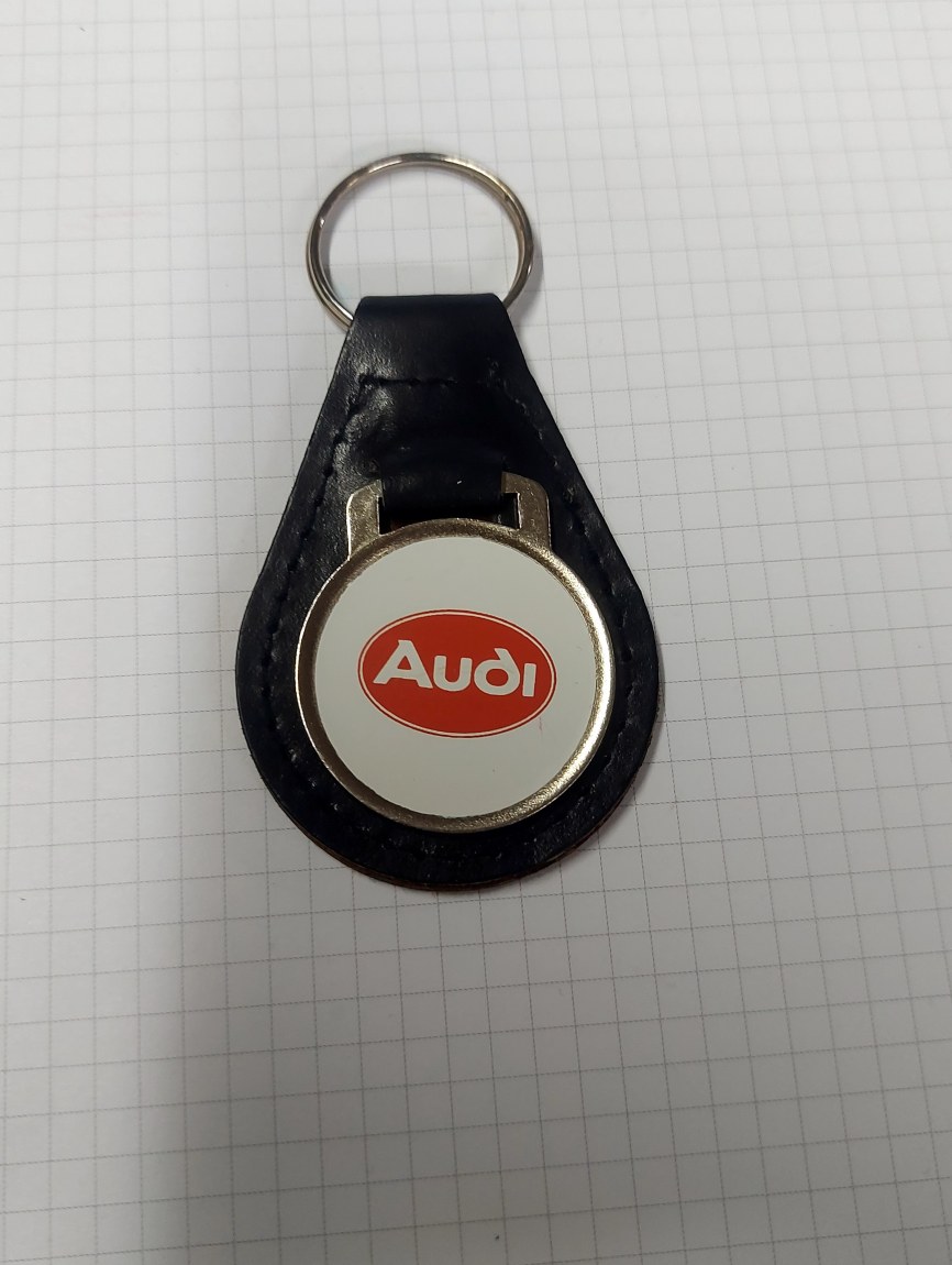 Přívěsek Audi - Železářství Klíče, příslušenství Příslušenství, přívesky, visačky