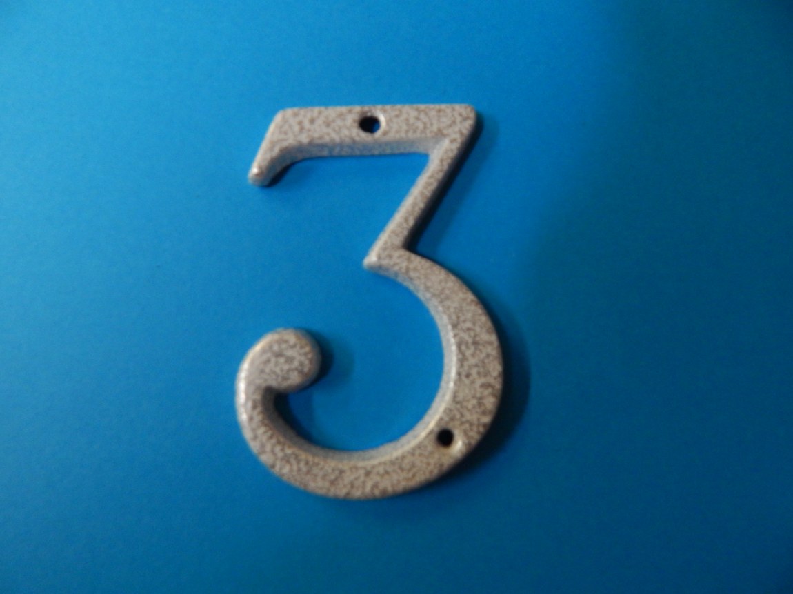 Číslice 3 - Poháry, medaile, gravírování, smalt, piktogramy Číslice