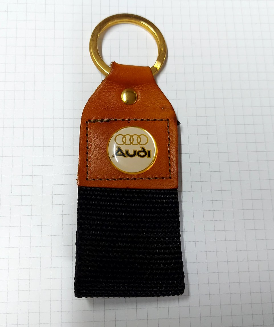 Přívěsek Audi - Železářství Klíče, příslušenství Příslušenství, přívesky, visačky Auto a moto přívěsky