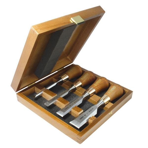 Sada začišťovacích dlát v kazetě, WOOD LINE PLUS, 6-12-20-26 Sada začišťovacích dlát v kazetě, WOOD LINE PLUS, 6-12-20-26 - Nože Mikov Ostatní