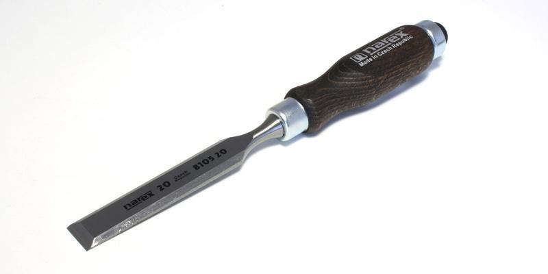 Dláto ploché, WOOD LINE PROFI, 20 mm, mořený buk - Nože Mikov Ostatní