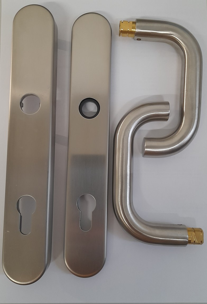 Bezpečnostní kování VAASA 90 klika/klika - 