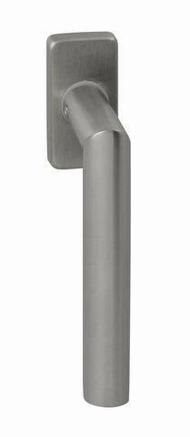 TI - DK - FAVORIT - HR 2002Q