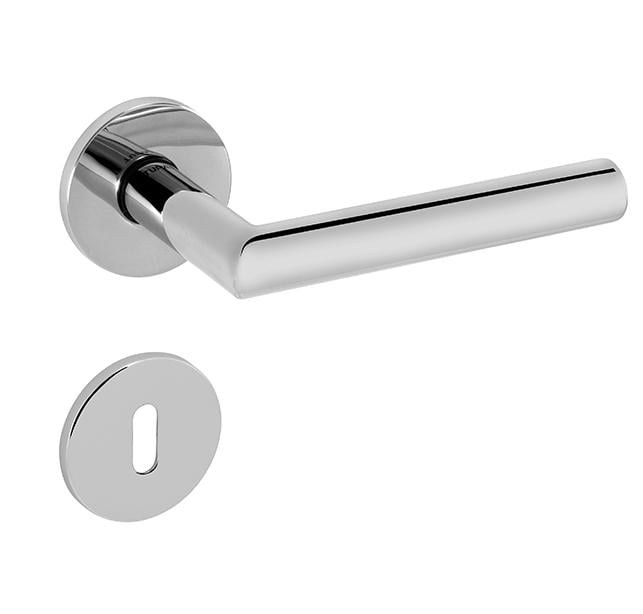 TI - FAVORIT - R 4002 5S