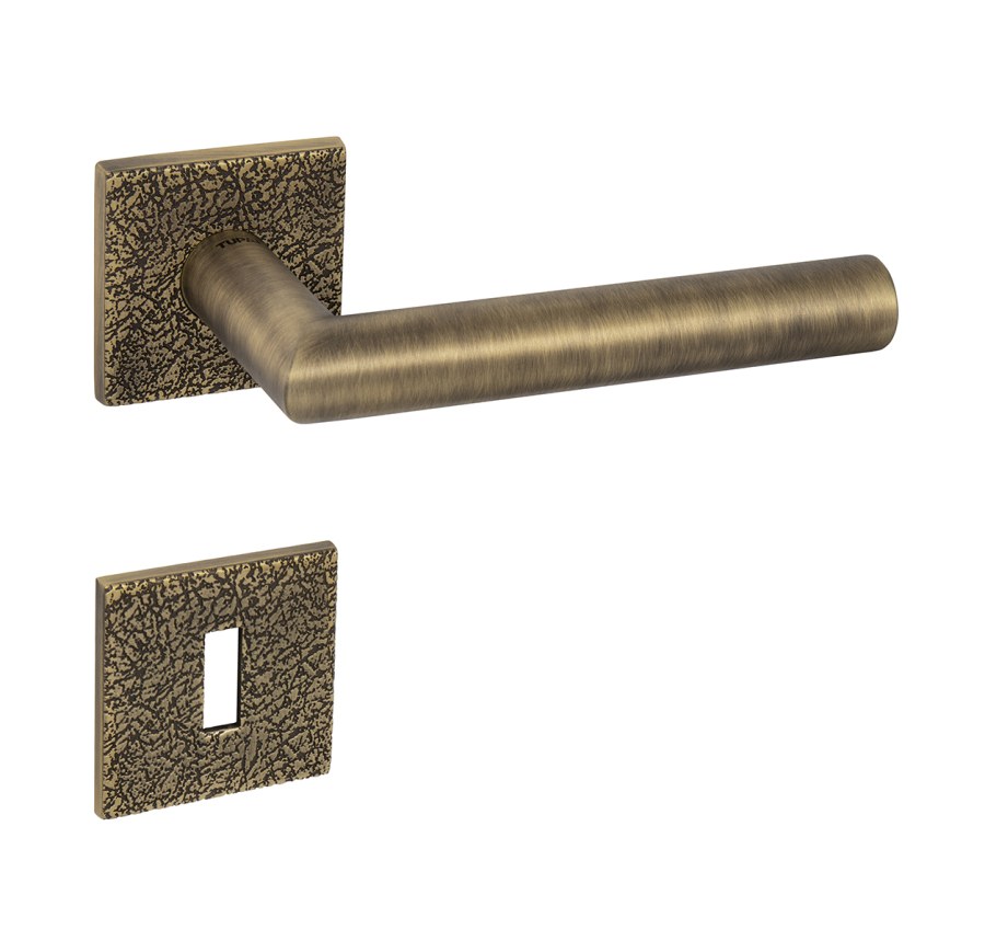 TI - FAVORIT - HR 4002 5SQ T3