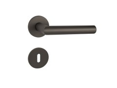 TI - FAVORIT - R 2002 5S 71367