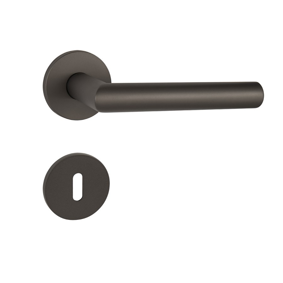 TI - FAVORIT - R 2002 5S